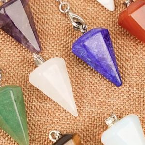 1pc Natural Stone Quartz Gemstone Rock Crystal  Reiki Chakra Pendulums